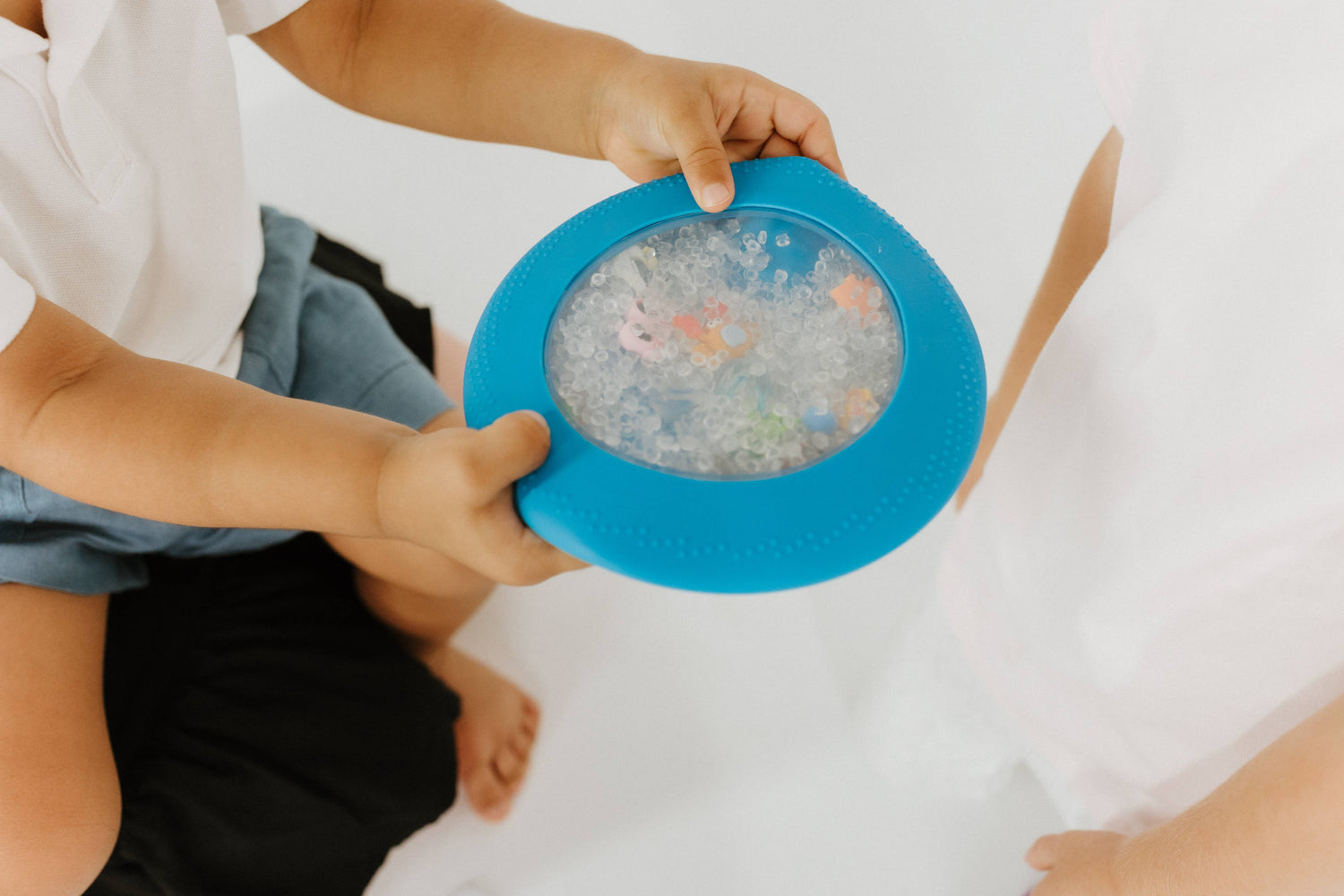 Peekaboo Sensory Bag: Beach